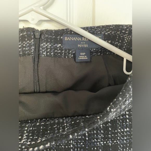 Banana Republic Factory, Skirt Suit Set, 00P/0P - Picture 5 of 6